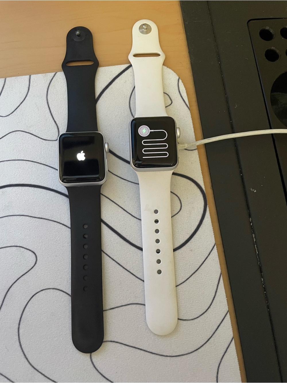 Apple Watch Smartwatch - Black & White Bands
